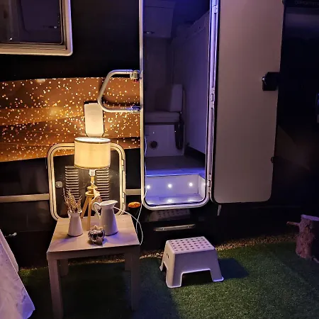 Autocaravana En El Centro De Bienestar Tfm Cadiz