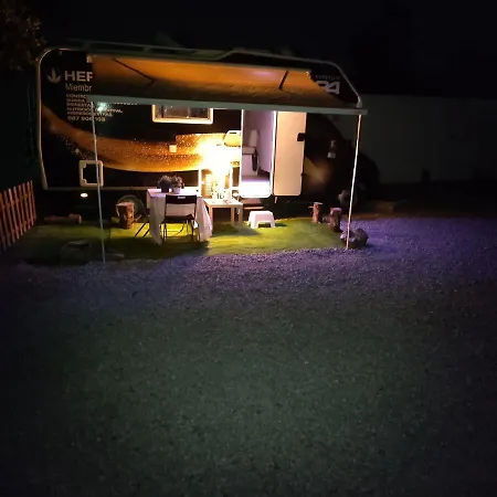 Autocaravana En El Centro De Bienestar Tfm * Cadiz